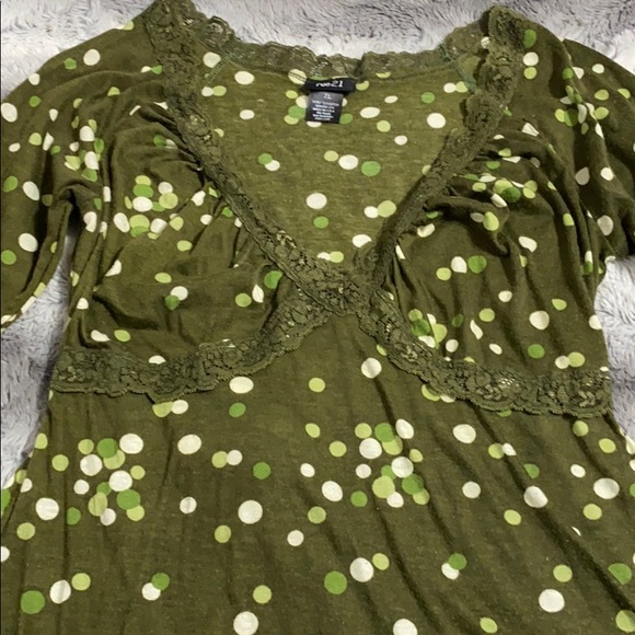 SOLD - Picture 2 of 4